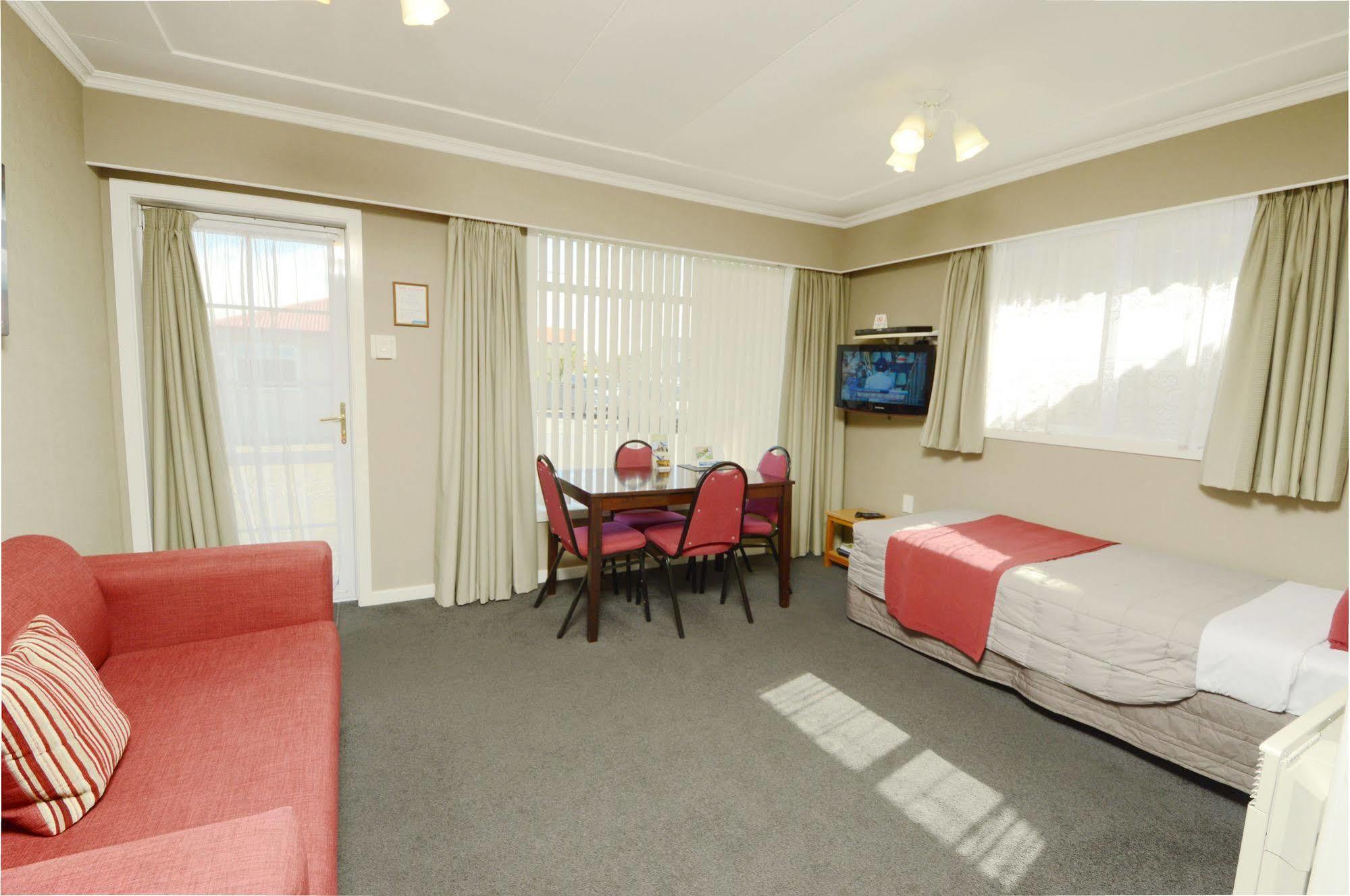 Tower Lodge Motel Invercargill Exterior foto